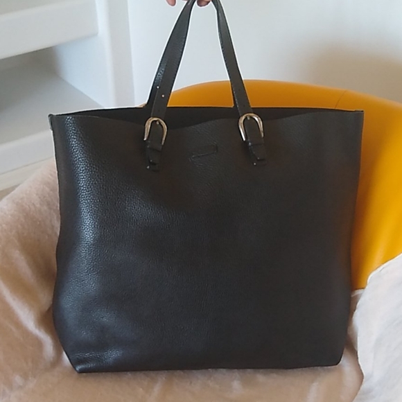 Gucci large travel size bag - Picture 1 of 16